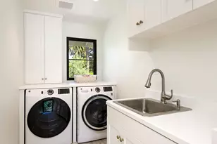 939 Las Palmas Dr, Santa Barbara, CA 93110 - Photo 15