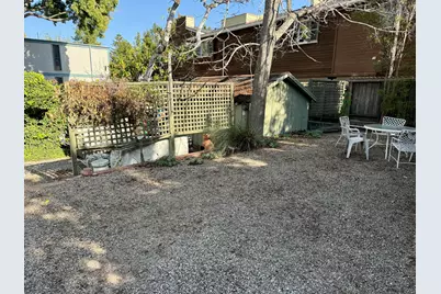 223-225 W Arrellaga Street, Santa Barbara, CA 93101 - Photo 7