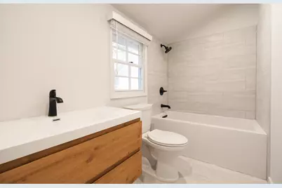 1621 Chapala Street #A, B, C, D, Santa Barbara, CA 93101 - Photo 11