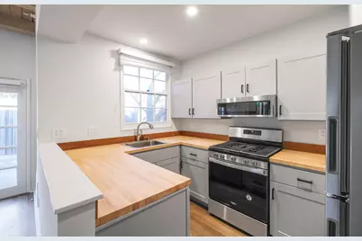 1617 Chapala Street #A, B, C, D, Santa Barbara, CA 93101 - Photo 7