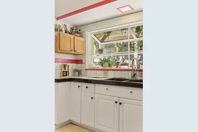 34 N Milpas Street, Santa Barbara, CA 93103 - Photo 19