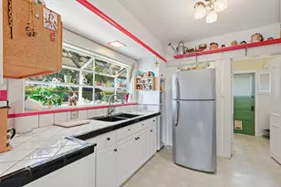 34 N Milpas St, Santa Barbara, CA 93103 - Photo 17