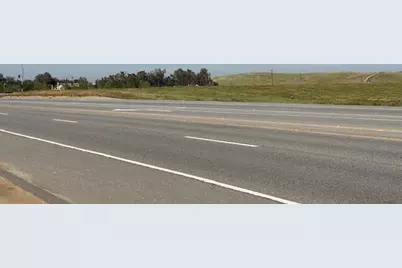 15300 Alfred Harrell Highway, Bakersfield, CA 93306 - Photo 9