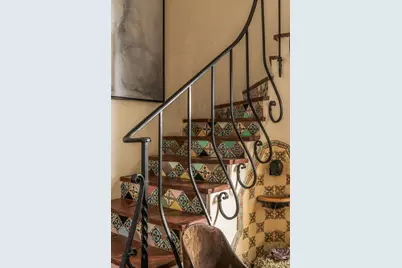 1710 Mira Vista Avenue, Santa Barbara, CA 93103 - Photo 11