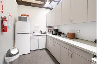 9 Ashley Avenue, Santa Barbara, CA 93103 - Photo 5