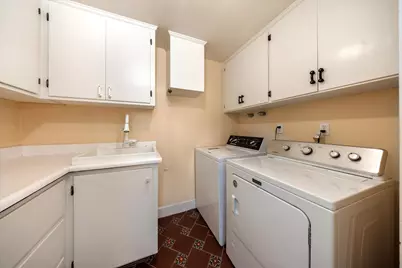 111 E Pedregosa Street, Santa Barbara, CA 93101 - Photo 13