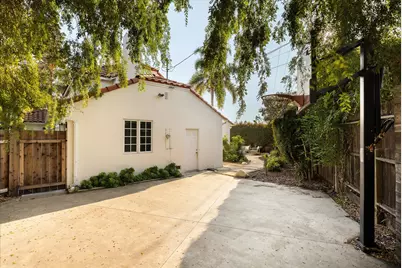 325 E Alamar Avenue, Santa Barbara, CA 93105 - Photo 25