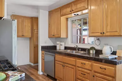 1054 Fairview Road, Ojai, CA 93023 - Photo 11