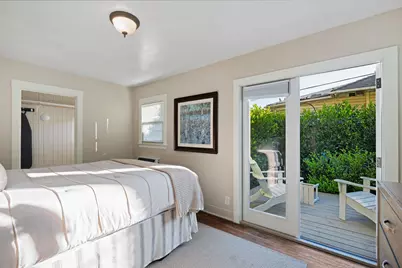 211 W Victoria Street, Santa Barbara, CA 93101 - Photo 11