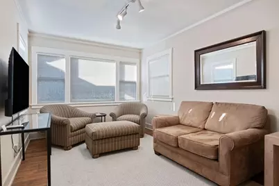 211 W Victoria Street, Santa Barbara, CA 93101 - Photo 7