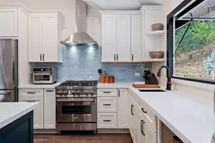 914 W Anapamu St, Santa Barbara, CA 93101 - Photo 1