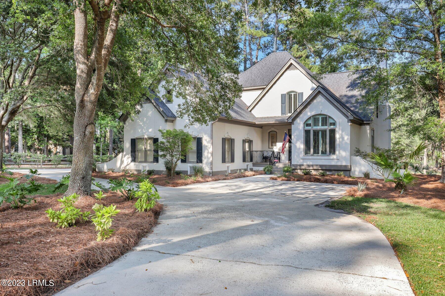 33 Spartina Crescent, Bluffton, SC 29910 - MLS 180558 - Coldwell Banker