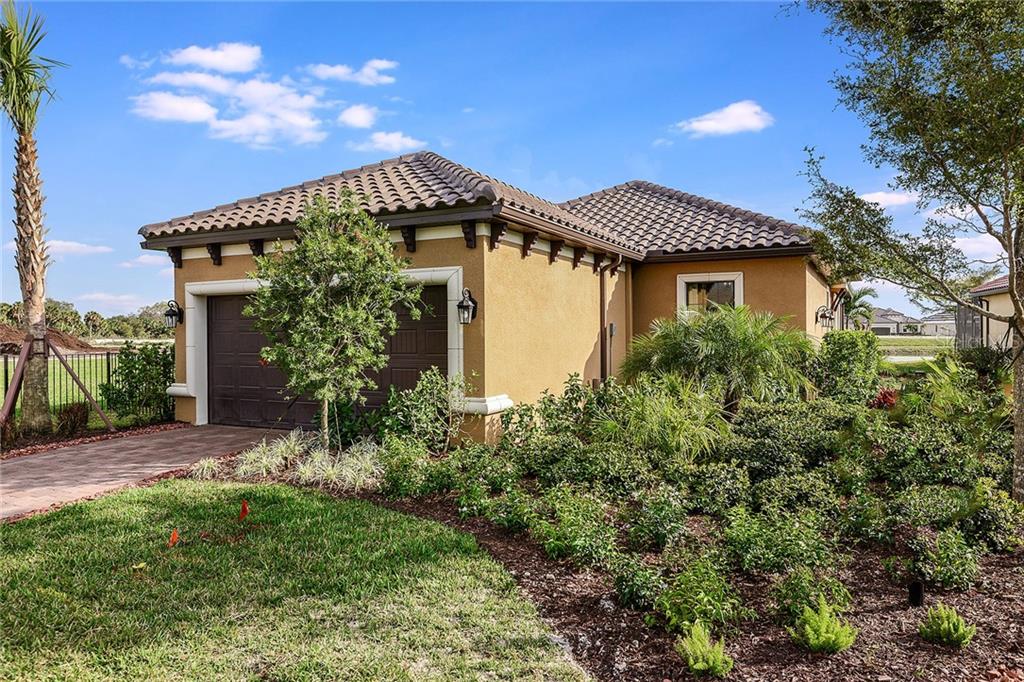 8906 Bloomfield Blvd Sarasota Fl 34238 Realtor Com