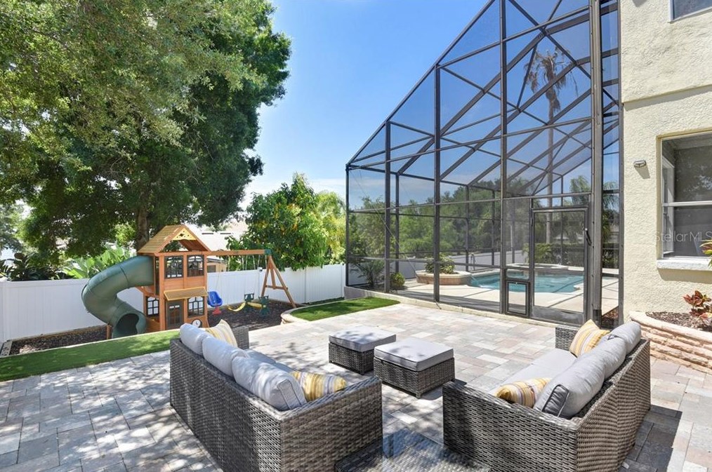 702 Johns Landing Way, Winter Garden FL  34787-8966 exterior