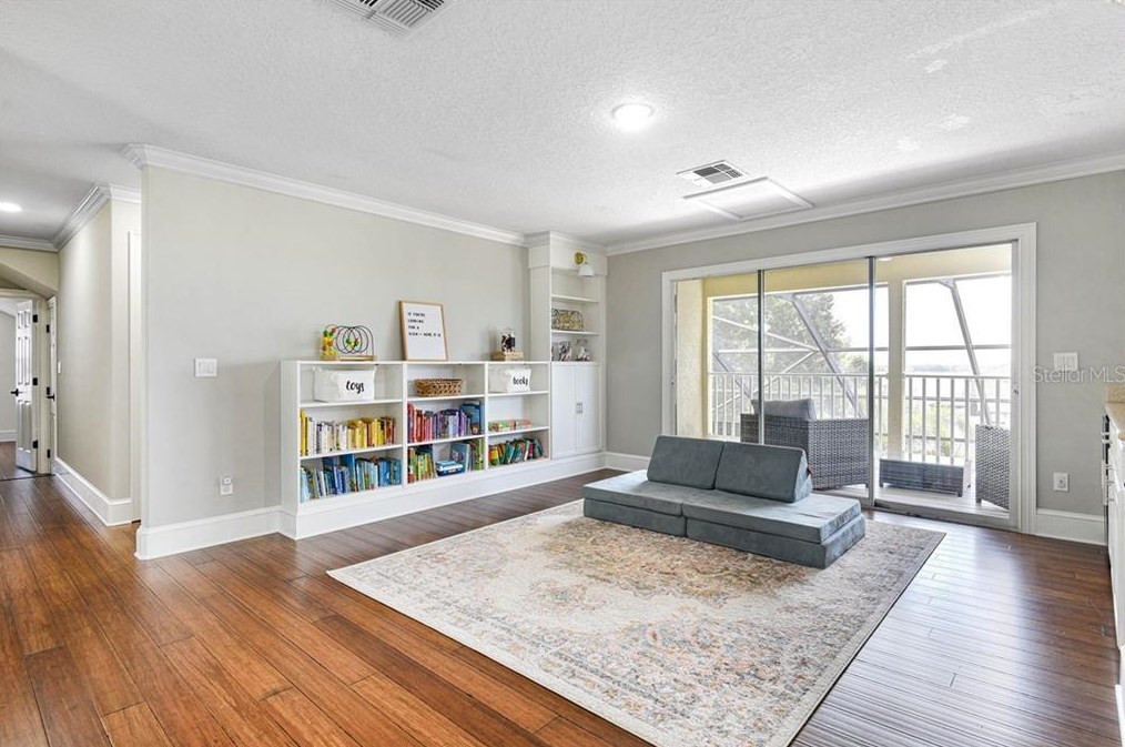 702 Johns Landing Way, Winter Garden FL  34787-8966 exterior