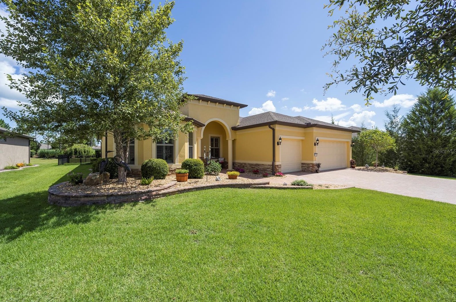 10026 77th Loop, Ocala FL  34481-3211 exterior