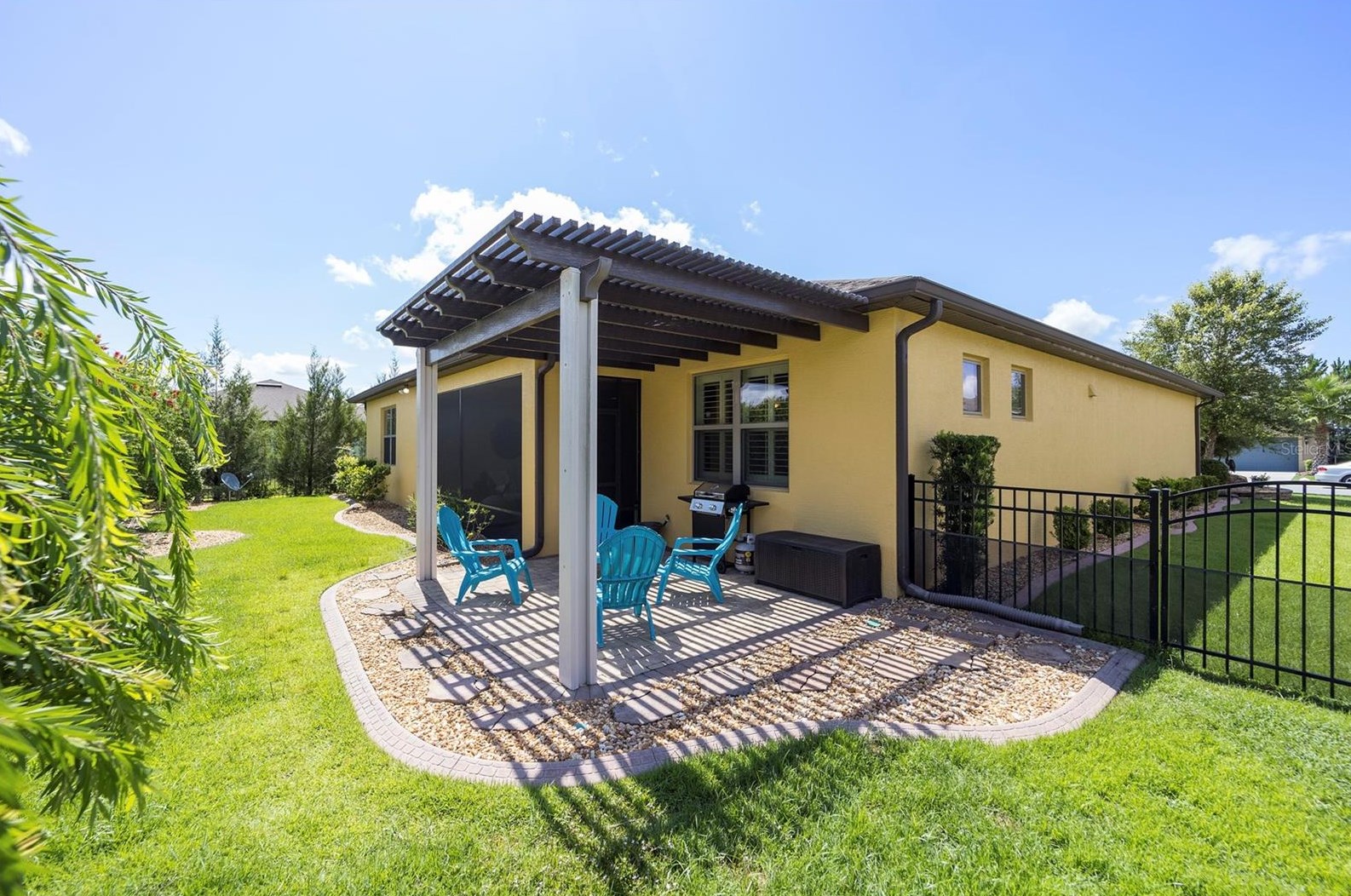 10026 77th Loop, Ocala FL  34481-3211 exterior
