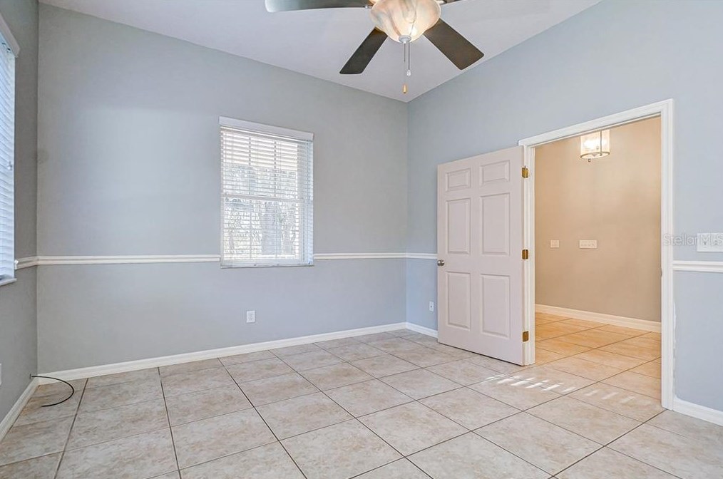 8304 Bob Wiggs Ave, Lithia FL  33547-2236 exterior