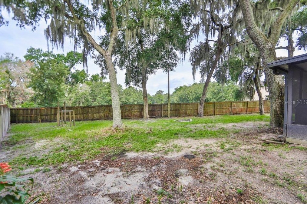 4035 Forecast Dr, Brandon FL  33511-8022 exterior