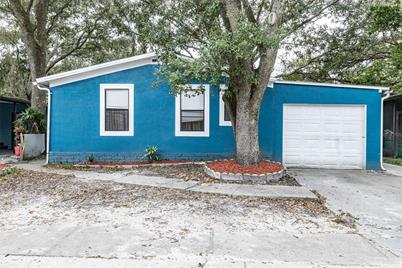 10557 Bay Hills Circle - Photo 1
