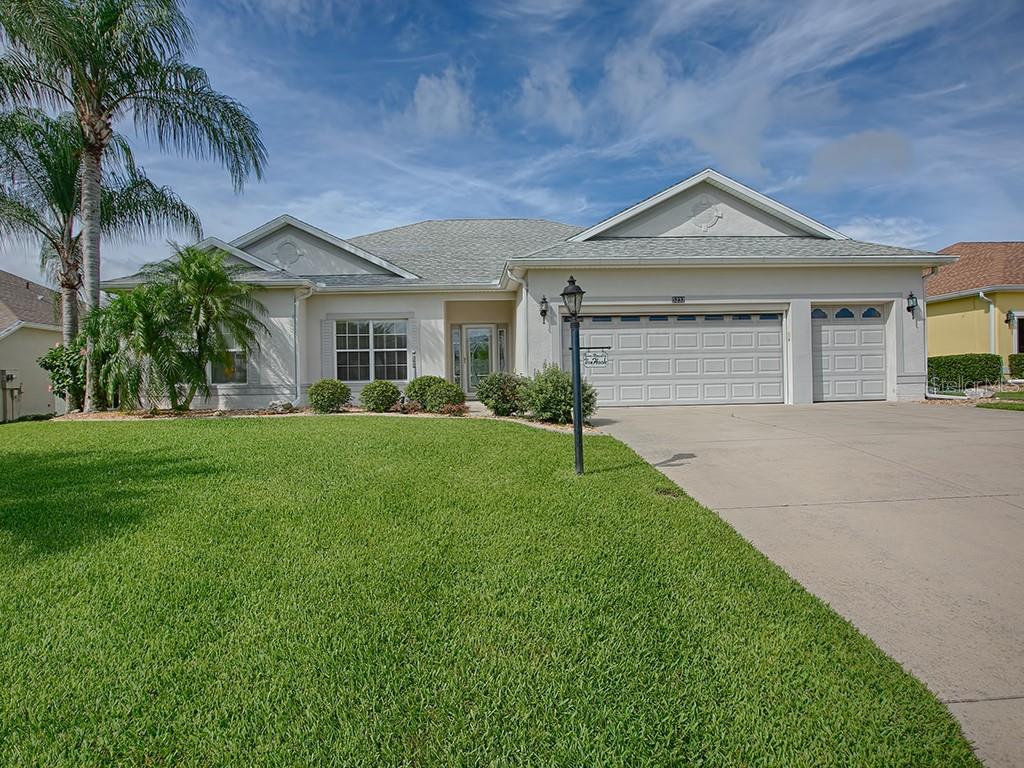 5232 Chanticleer Dr Leesburg Fl 34748 Mls G5017653 Coldwell
