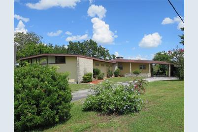 2530 Bayfront Pkwy Orlando Fl 32806 Mls O5705192 Coldwell Banker