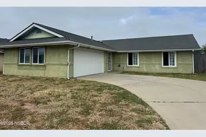 1007 W Oak Avenue, Lompoc, CA 93436 - Photo 1