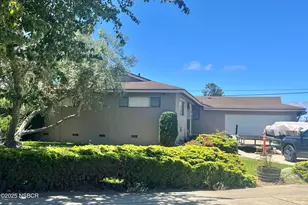562 Fairlane Pl, Santa Maria, CA 93455 - Photo 1