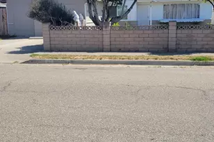 812 W Nectarine Ave, Lompoc, CA 93436 - Photo 1