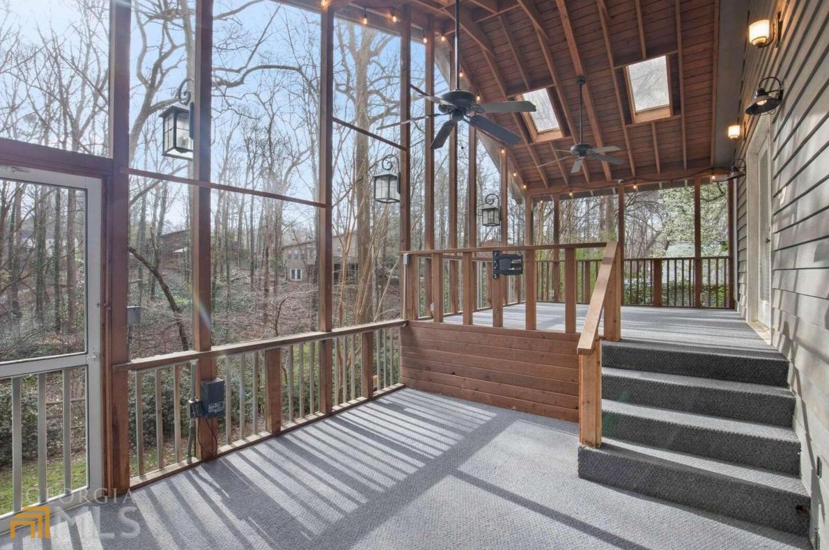 3519 Cedar Vly Dr, Smyrna GA  30080-5646 exterior