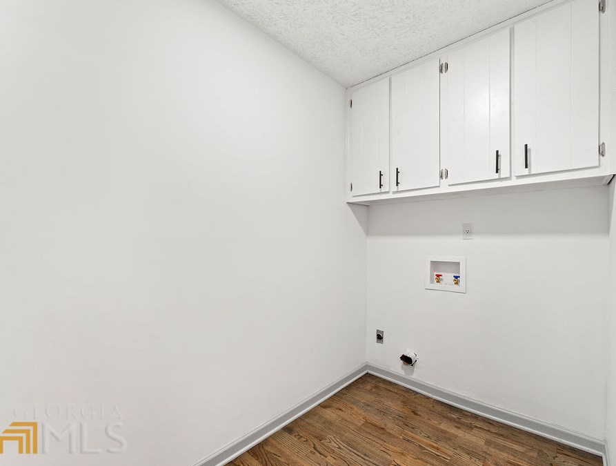 1223 Sanden Ferry Dr, Decatur GA  30033-3345 exterior