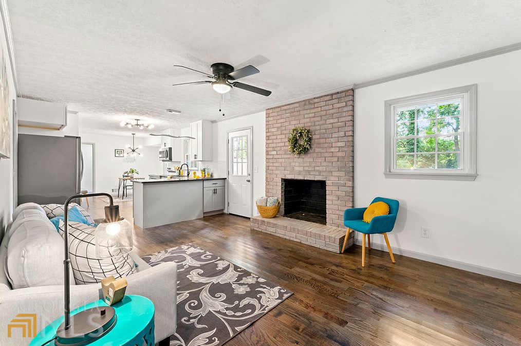 1223 Sanden Ferry Dr, Decatur GA  30033-3345 exterior