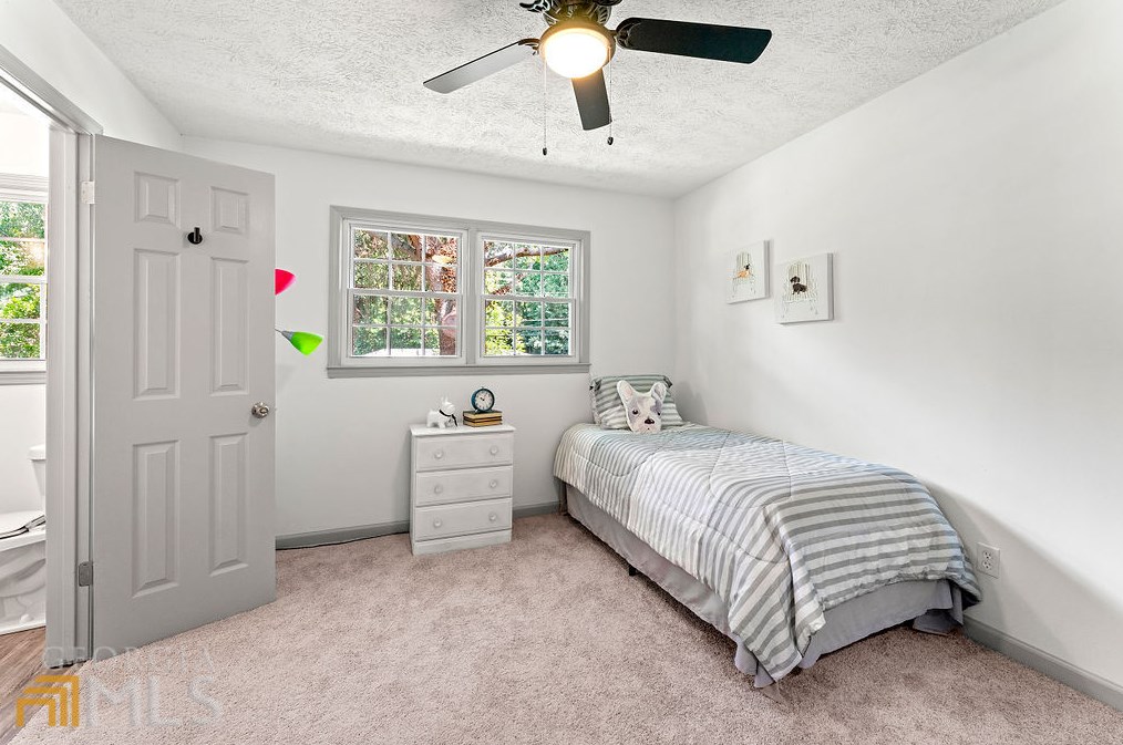 1223 Sanden Ferry Dr, Decatur GA  30033-3345 exterior