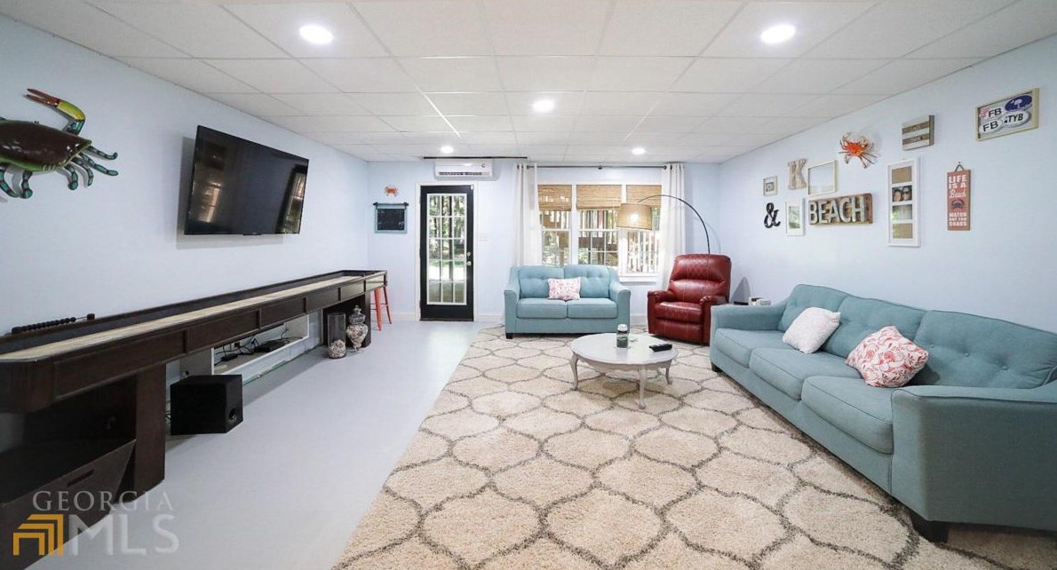 365 Riverbottom Rd, Athens GA 30606-6431 exterior