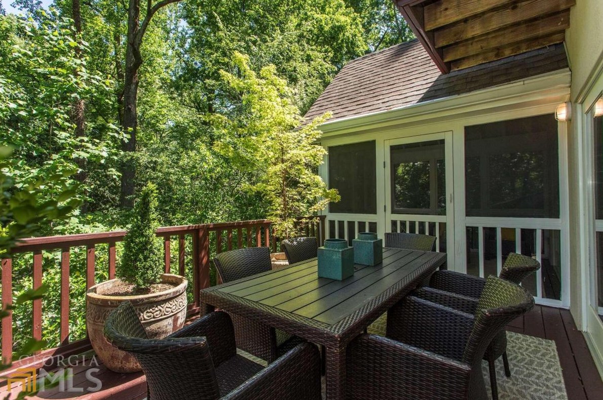 2006 Palifox Dr, Atlanta GA  30307-1814 exterior