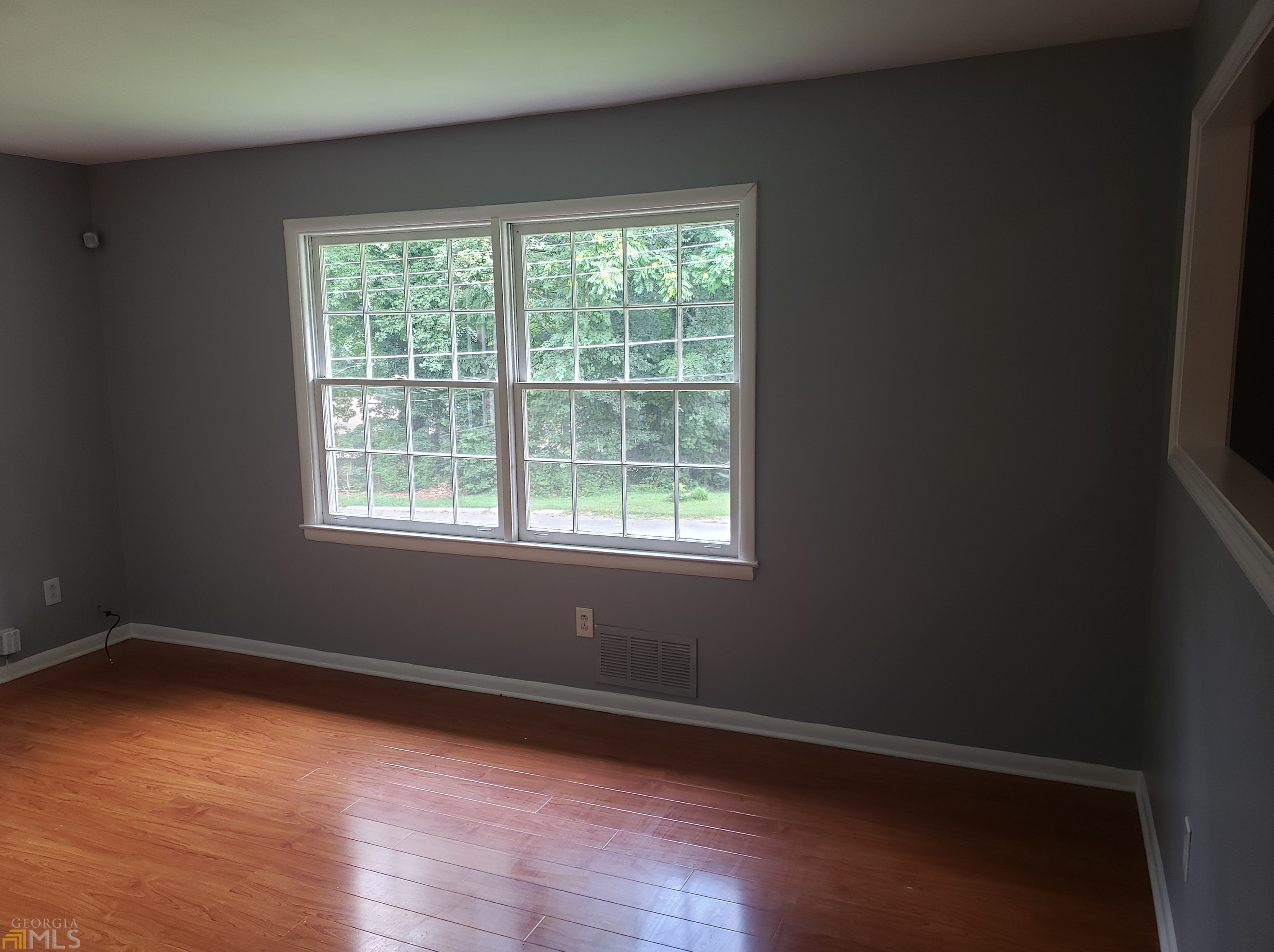 1387 Town Country Dr, Atlanta GA  30316-3919 exterior