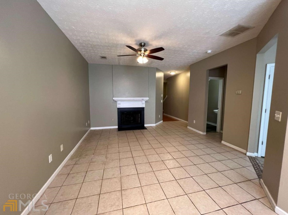 6438 Portside Way, Flowery Branch GA  30542-5695 exterior