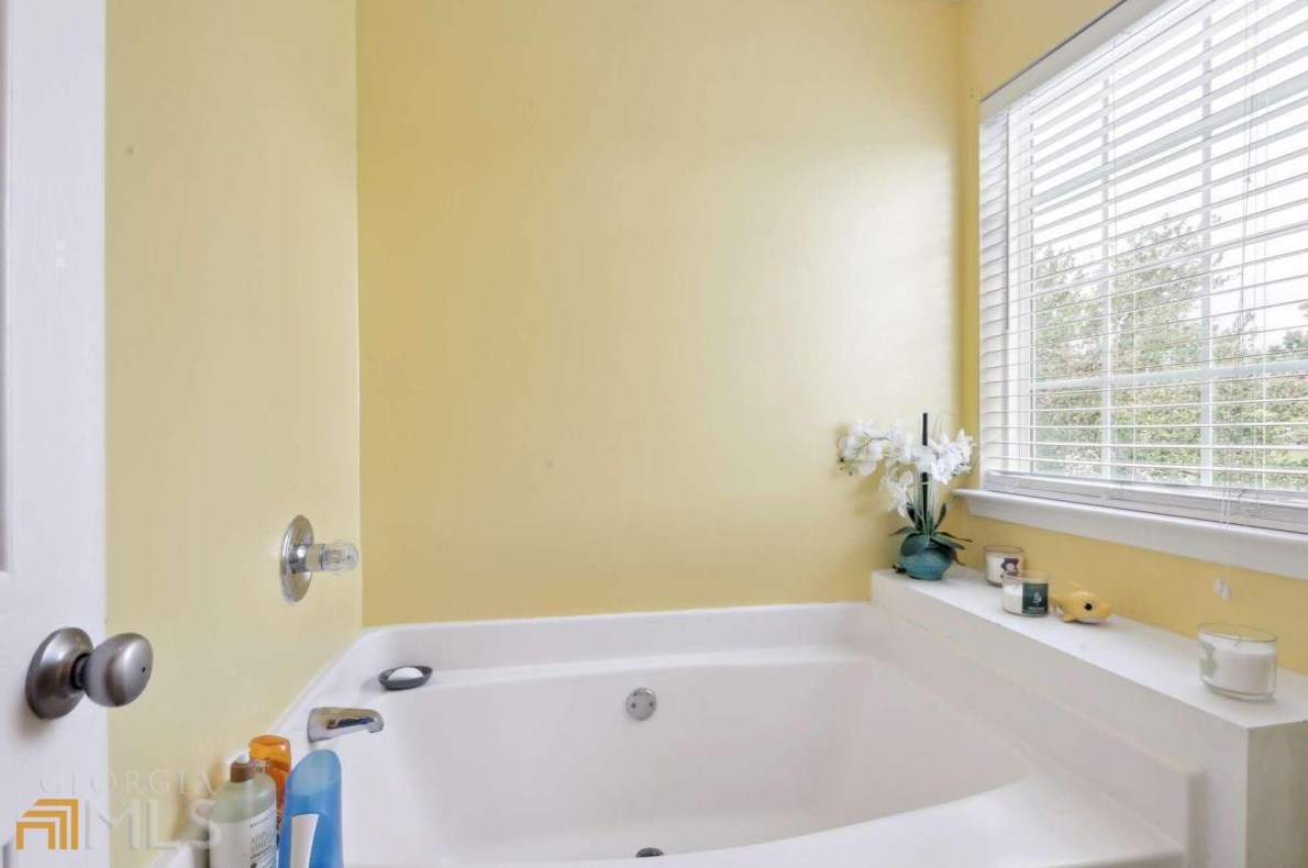 4999 Wexford Trl, Atlanta GA  30349-8902 exterior