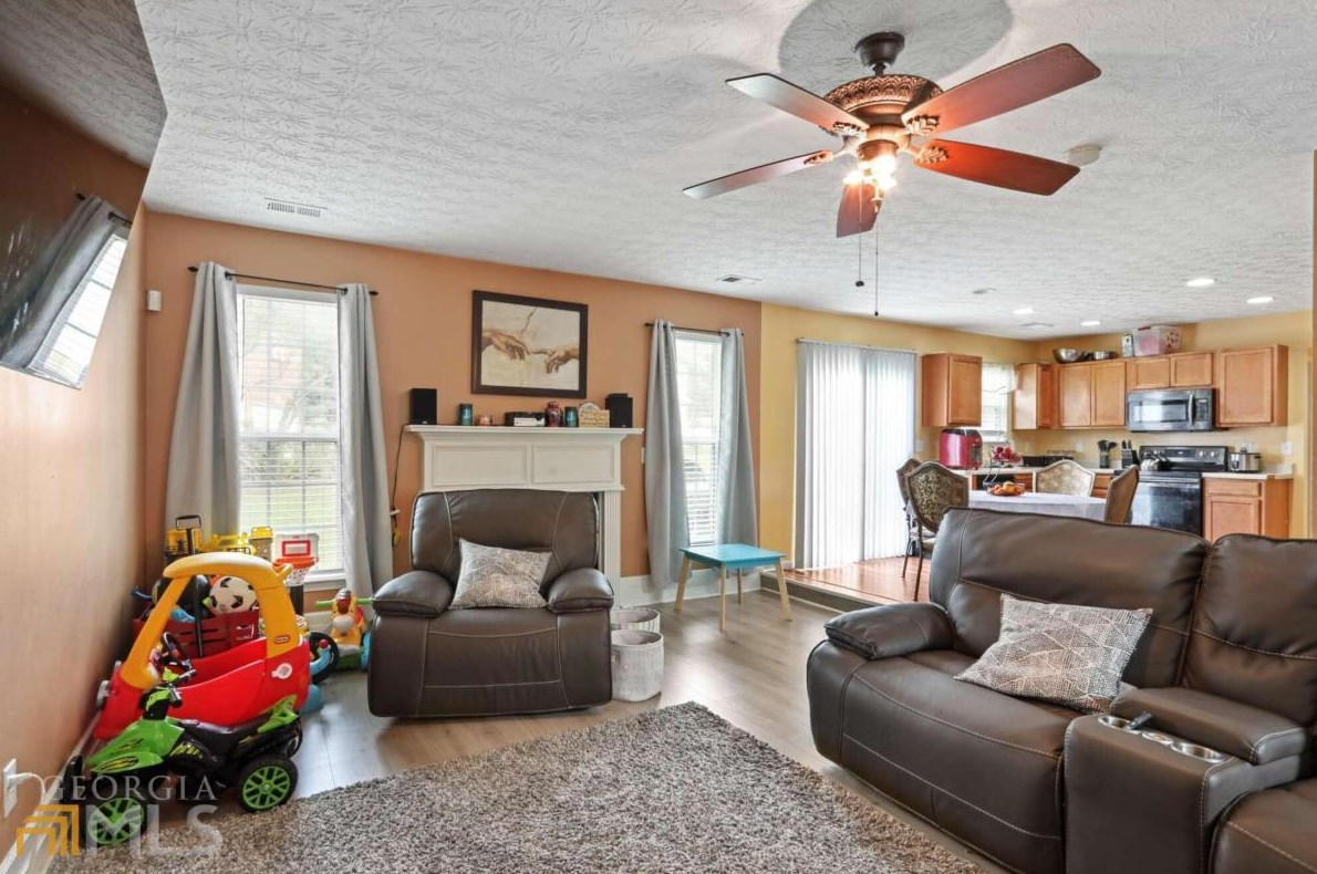 4999 Wexford Trl, Atlanta GA  30349-8902 exterior