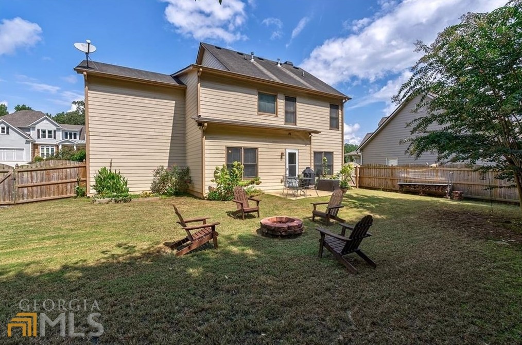 70 Homestead Dr, Dallas GA  30157-4626 exterior