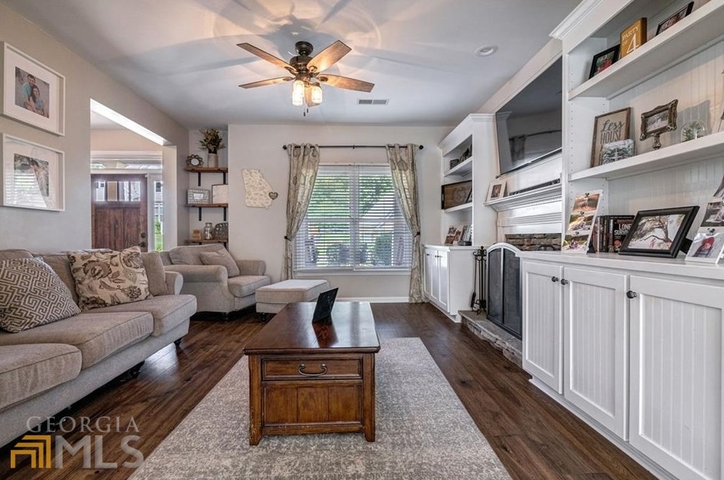 70 Homestead Dr, Dallas GA  30157-4626 exterior