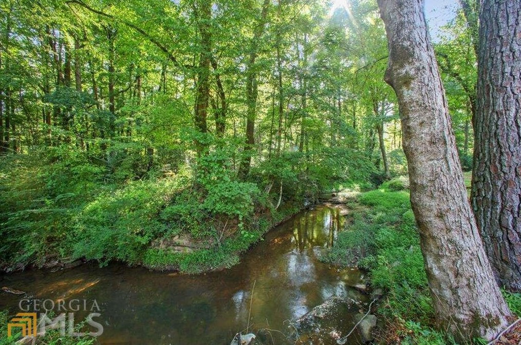 145 Shadybrook Ln, Atlanta GA 30331-7296 exterior