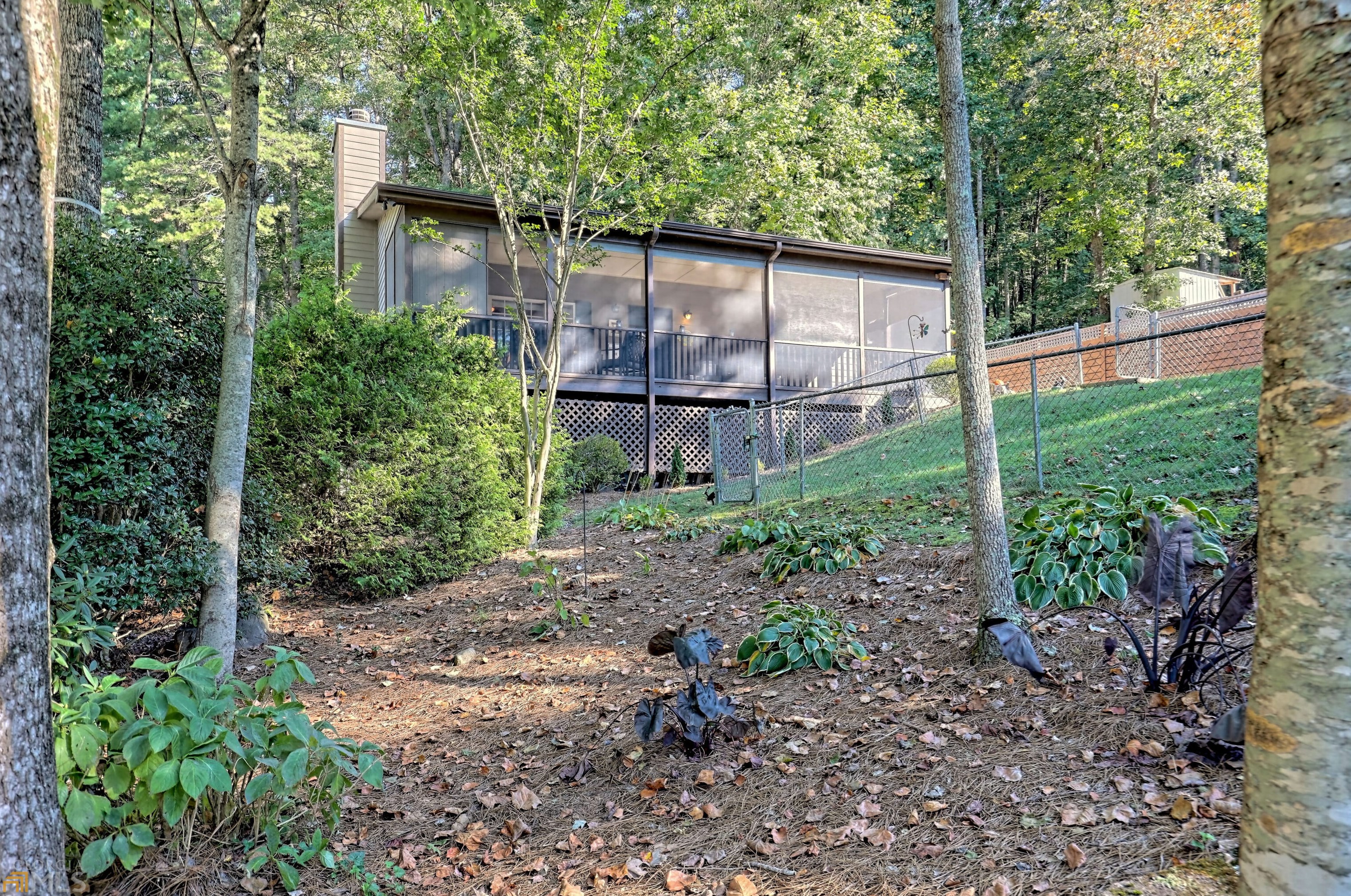 32 Golf Dr, Clayton, GA 30525