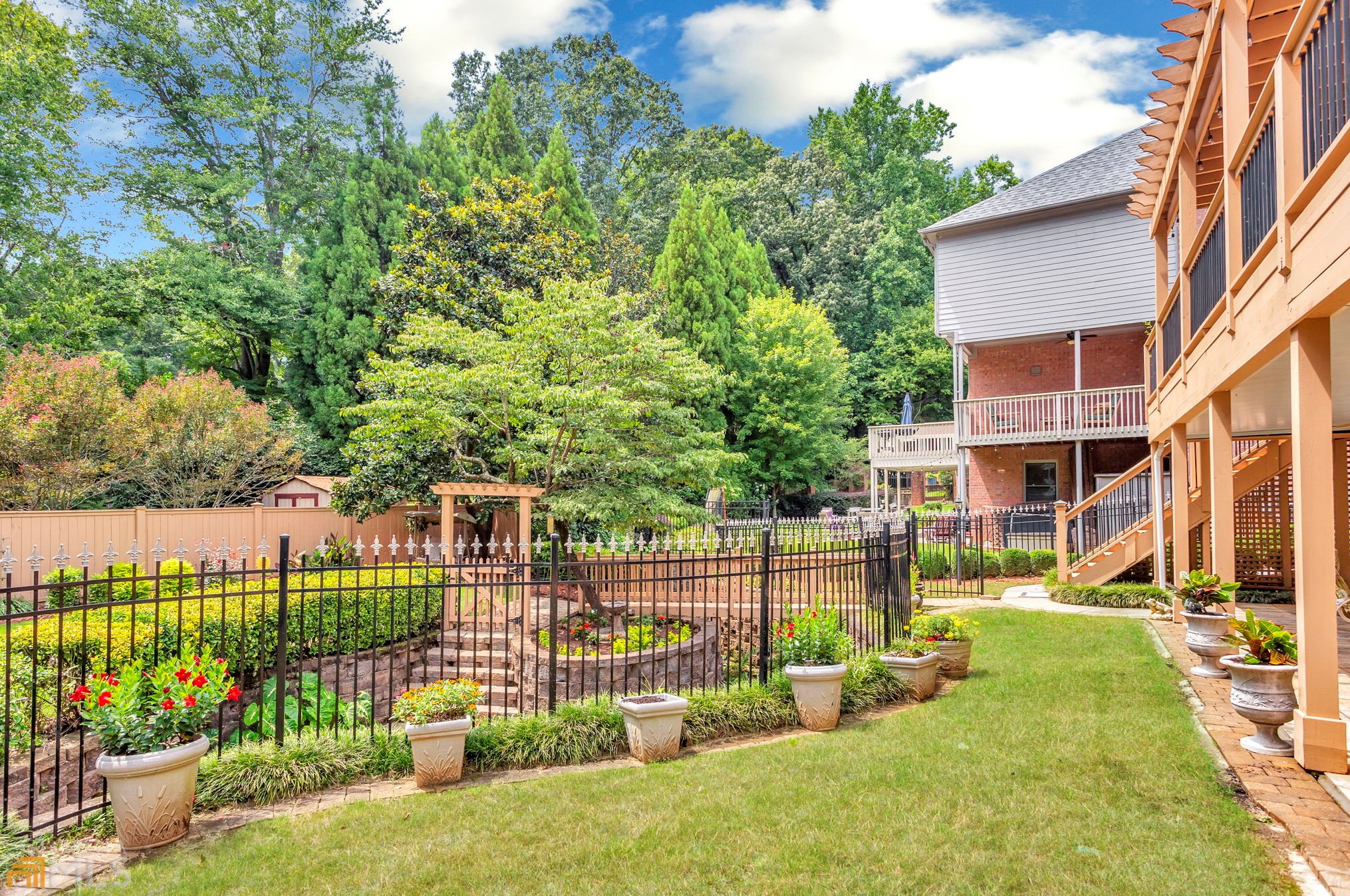 1539 Reserve Cir, Decatur GA  30033-1538 exterior