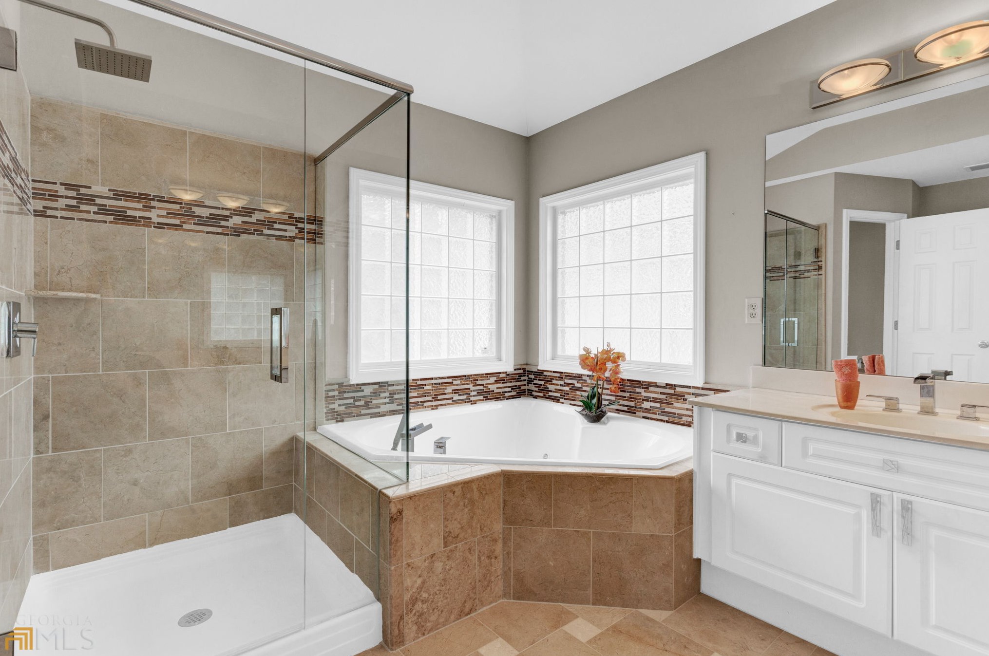 1539 Reserve Cir, Decatur GA  30033-1538 exterior