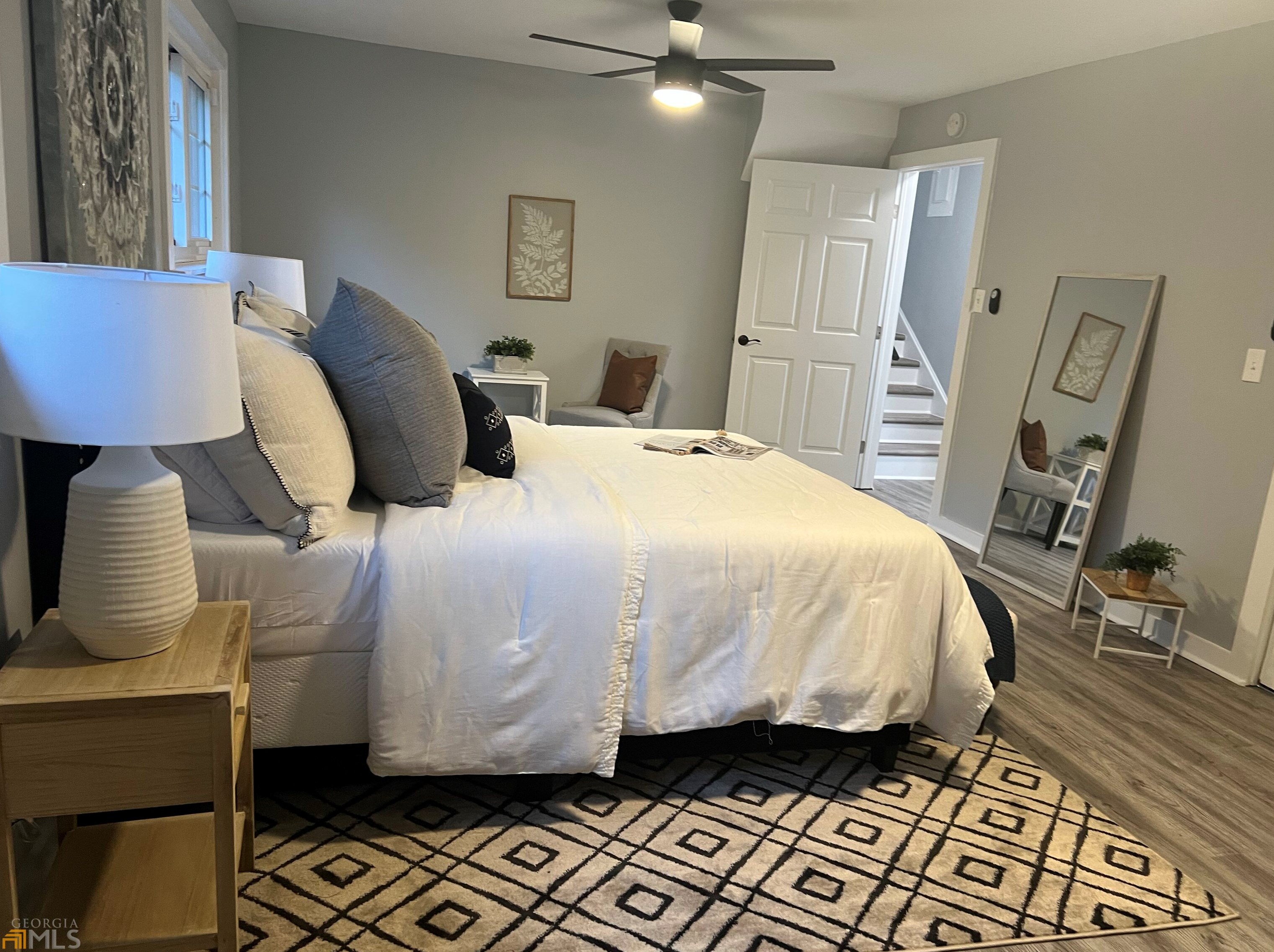 2984 Peek Rd, Atlanta GA  30318-6077 exterior