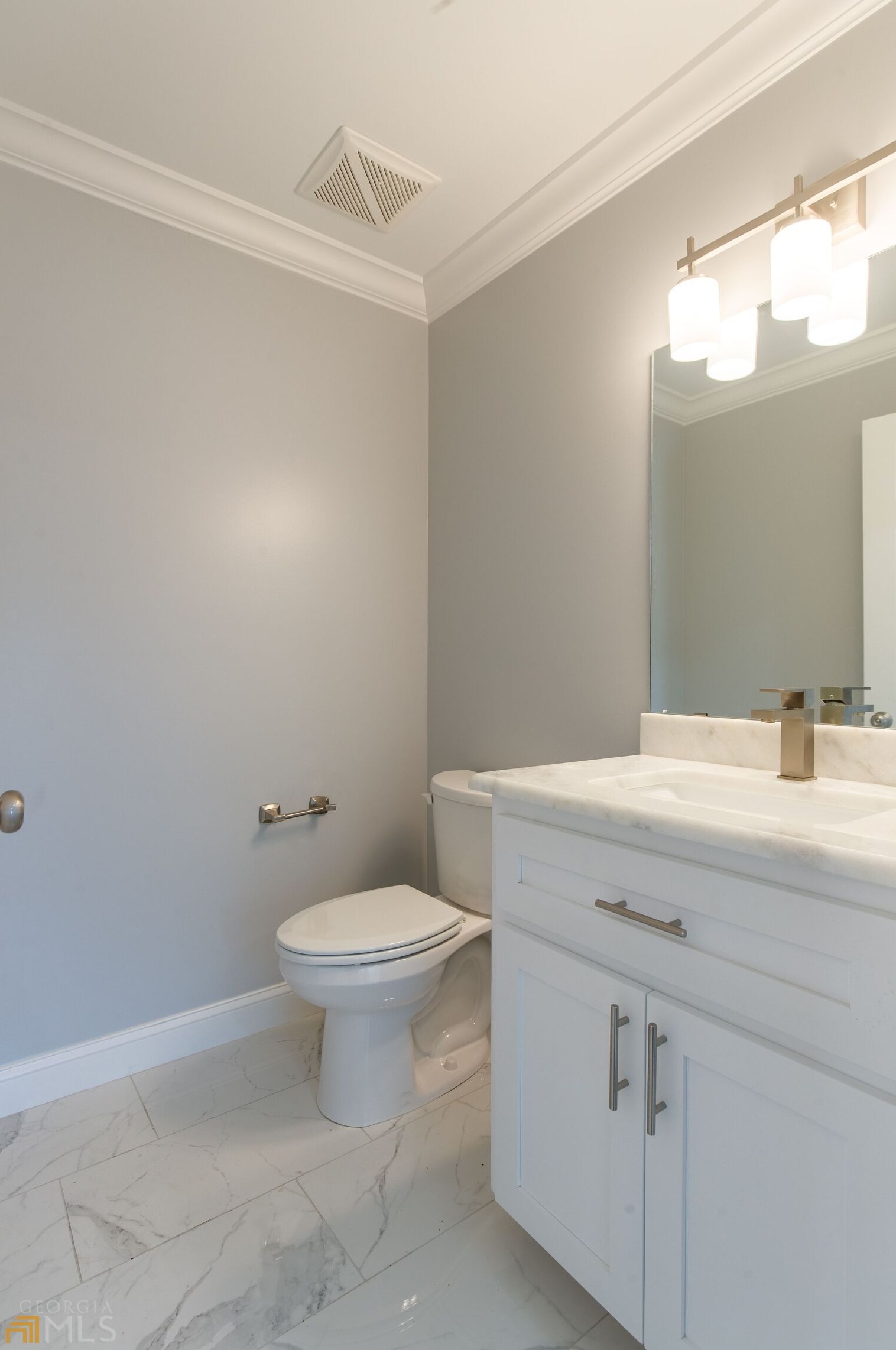 323 Logan Dr, Douglas GA  31535-4547 exterior