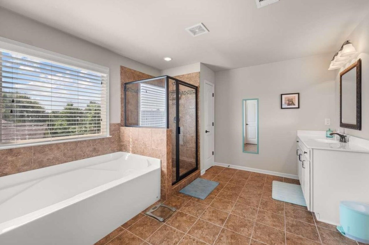 6547 Lemon Grass Ln, Flowery Branch GA  30542-5098 exterior