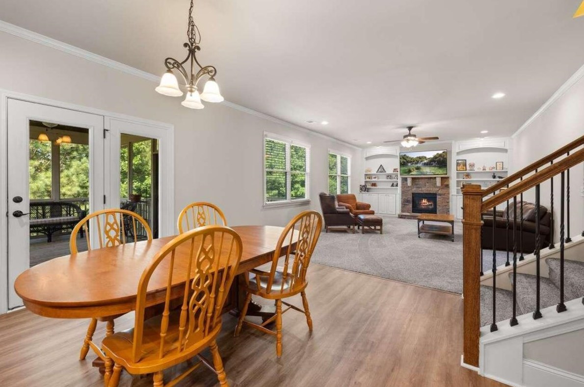 6547 Lemon Grass Ln, Flowery Branch GA  30542-5098 exterior