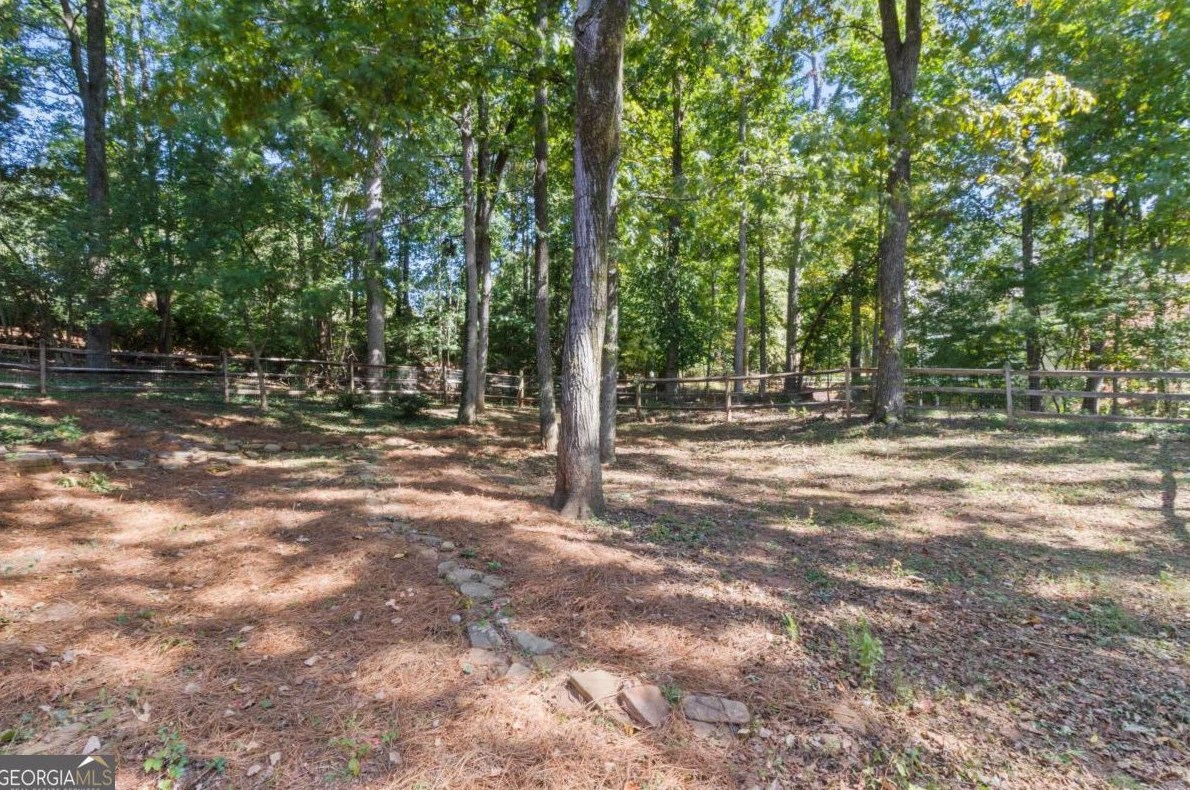 1000 Graystone Xing, Alpharetta GA  30005-7433 exterior